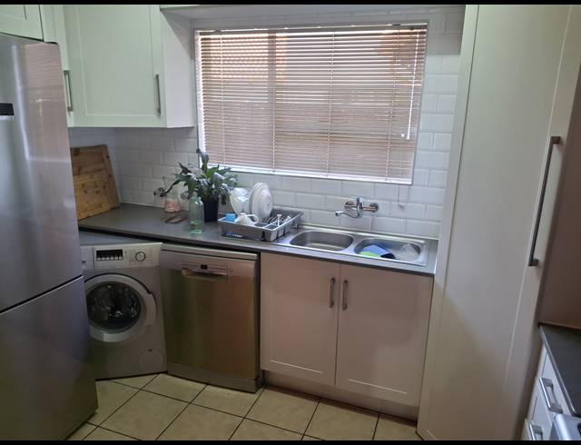 4 BEDROOM FREEHOLD FOR SALE IN RAVENSWOOD